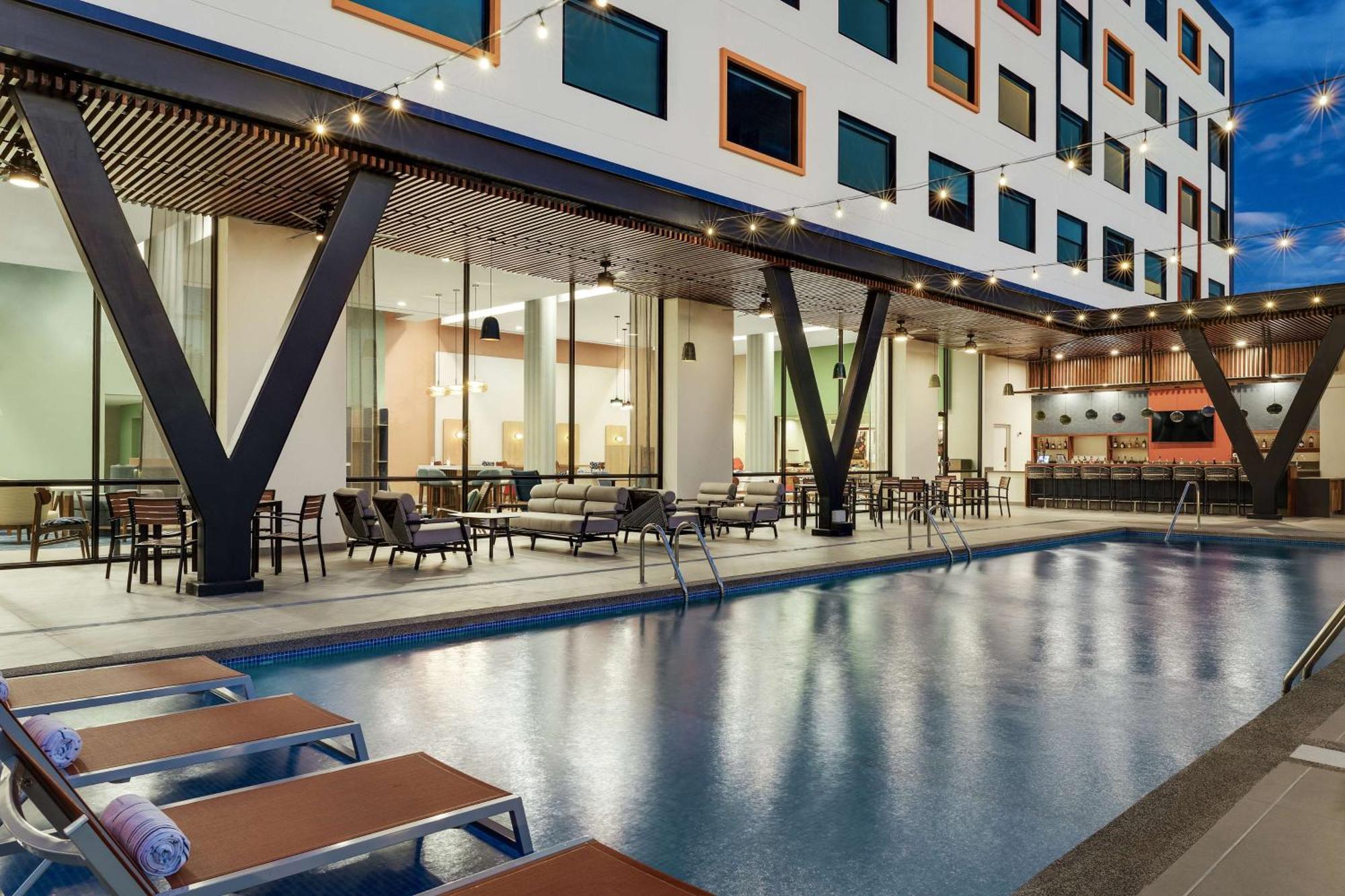 Отель Hampton By Hilton Guanacaste Airport Либерия Экстерьер фото