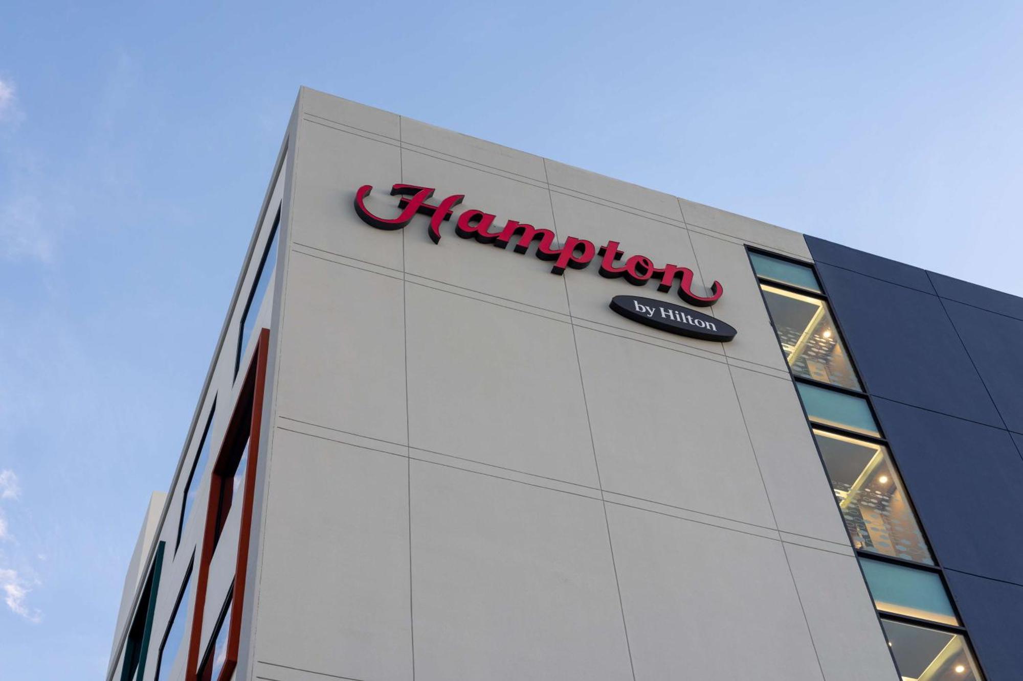 Отель Hampton By Hilton Guanacaste Airport Либерия Экстерьер фото
